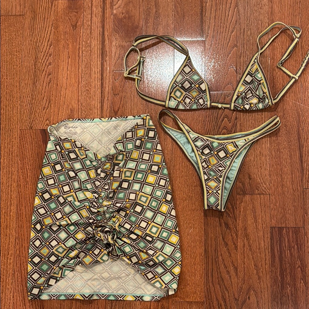 BYDEEE Geometric Pattern Bikini Set with Skirt